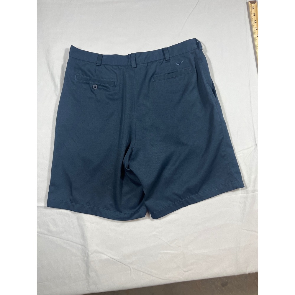 Nike Golf Mens Navy Blue Pleated Twill Shorts Size 36 Solid Casual Activewear - Picture 3 of 3
